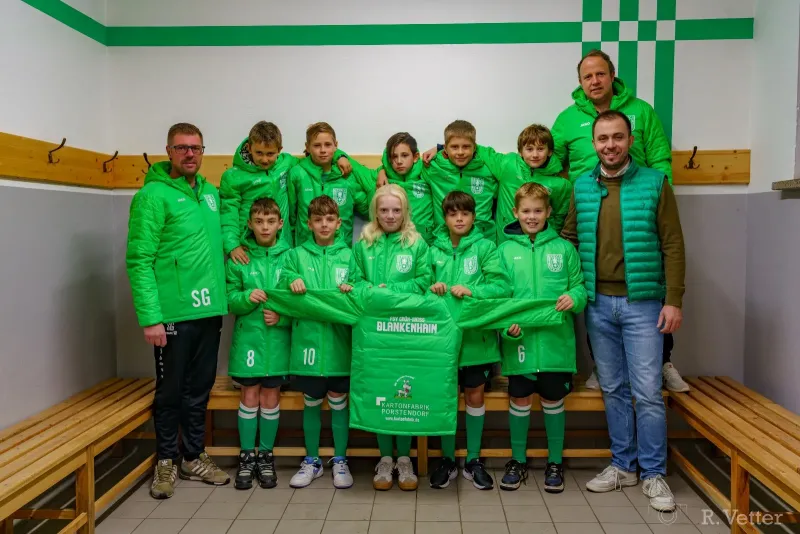 Neue Winterjacken für unsere kleinen Löwen der E1 🦁💚