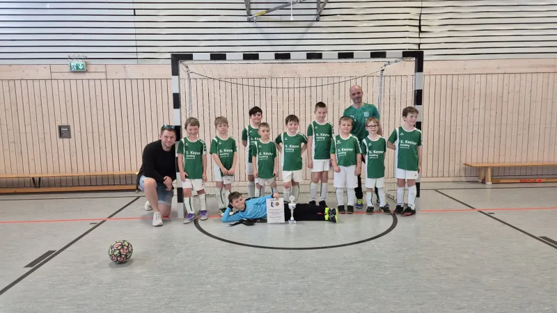 Ausklang der Hallensaison: F-Junioren zaubern in Niederzimmern