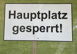 Die Sanierung hat begonnen - Blankenhainer Rasen bald mit FIFA und UEFA Norm