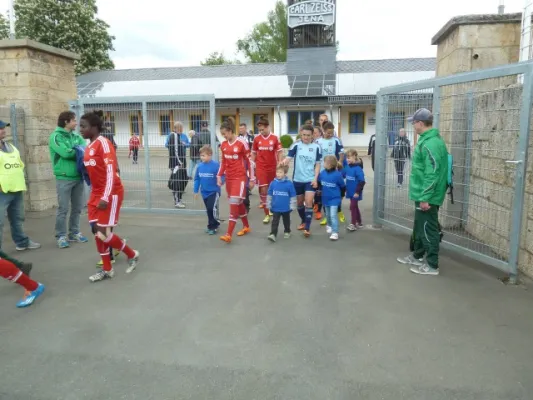 Einlaufkids Bundesliga USV Jena-FC Bayern München